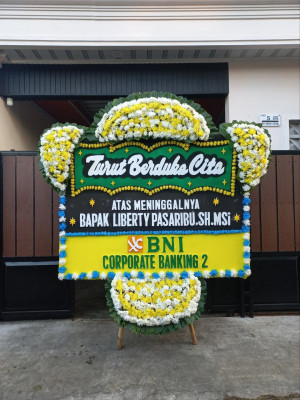 Papan Bunga Duka di Saradan