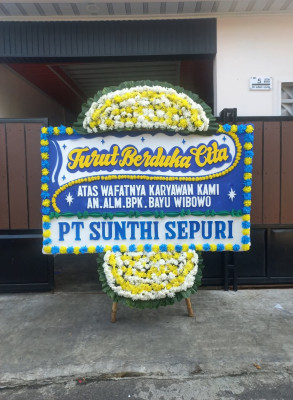 Papan Bunga Duka di Saradan